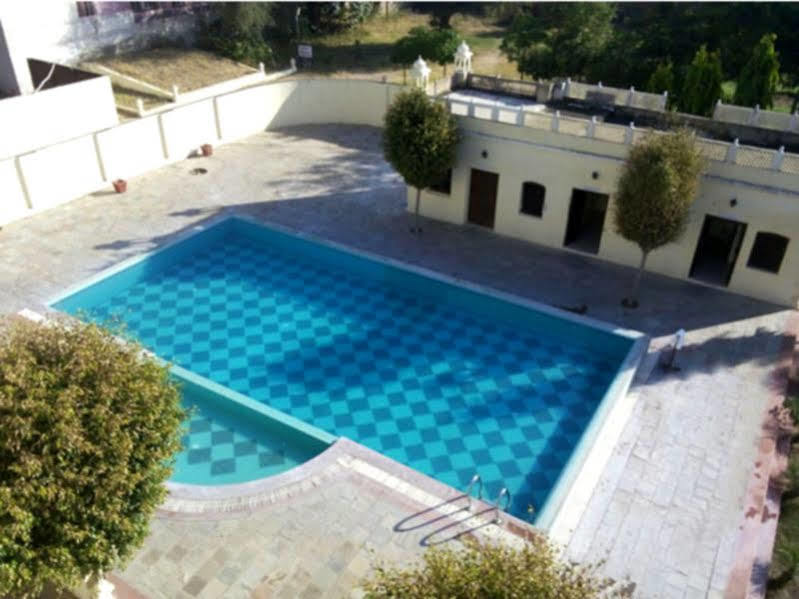 Roop Vilas Palace Nawalgarh Buitenkant foto